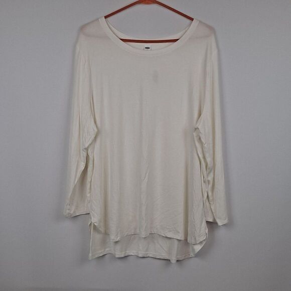 Ladies luxe top  NWT - Picture 1 of 9